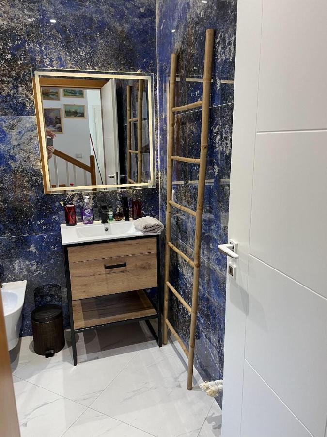 Teuta- Luxury Penthouse 200M2 Lägenhet Sarandë Exteriör bild