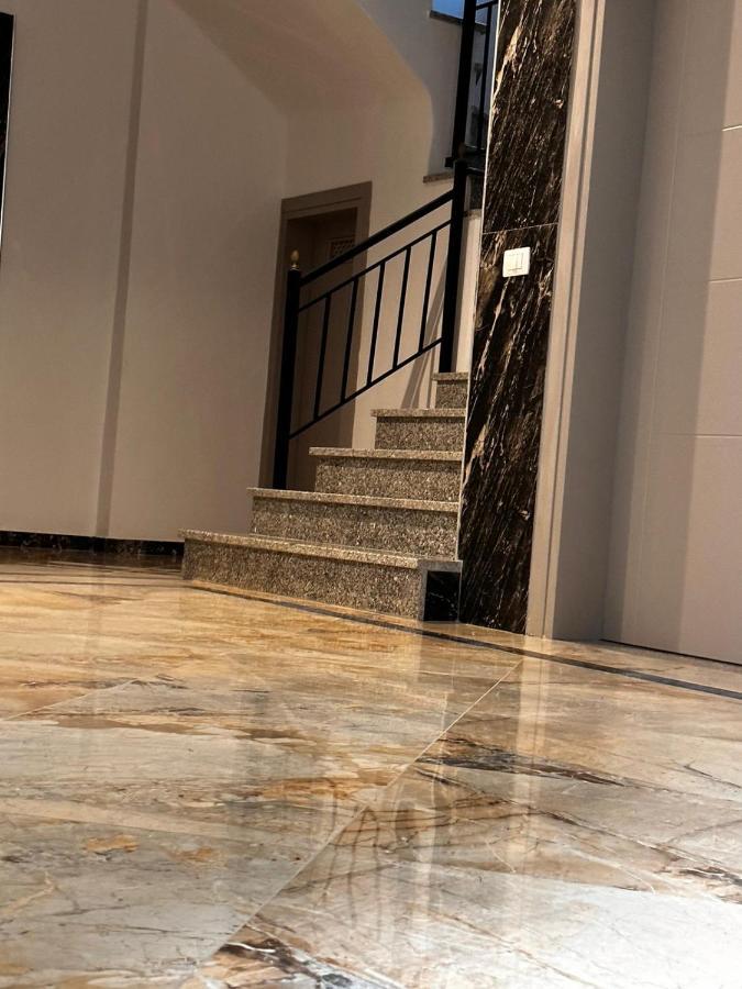 Teuta- Luxury Penthouse 200M2 Lägenhet Sarandë Exteriör bild