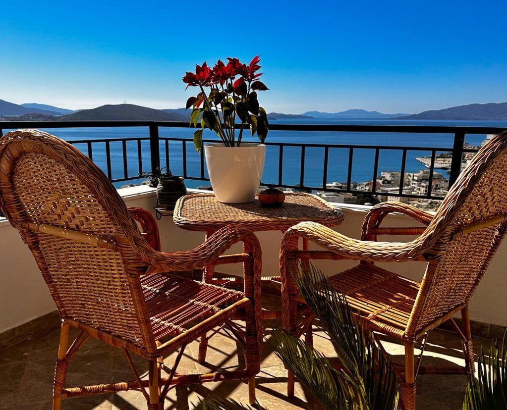 Teuta- Luxury Penthouse 200M2 Lägenhet Sarandë Exteriör bild