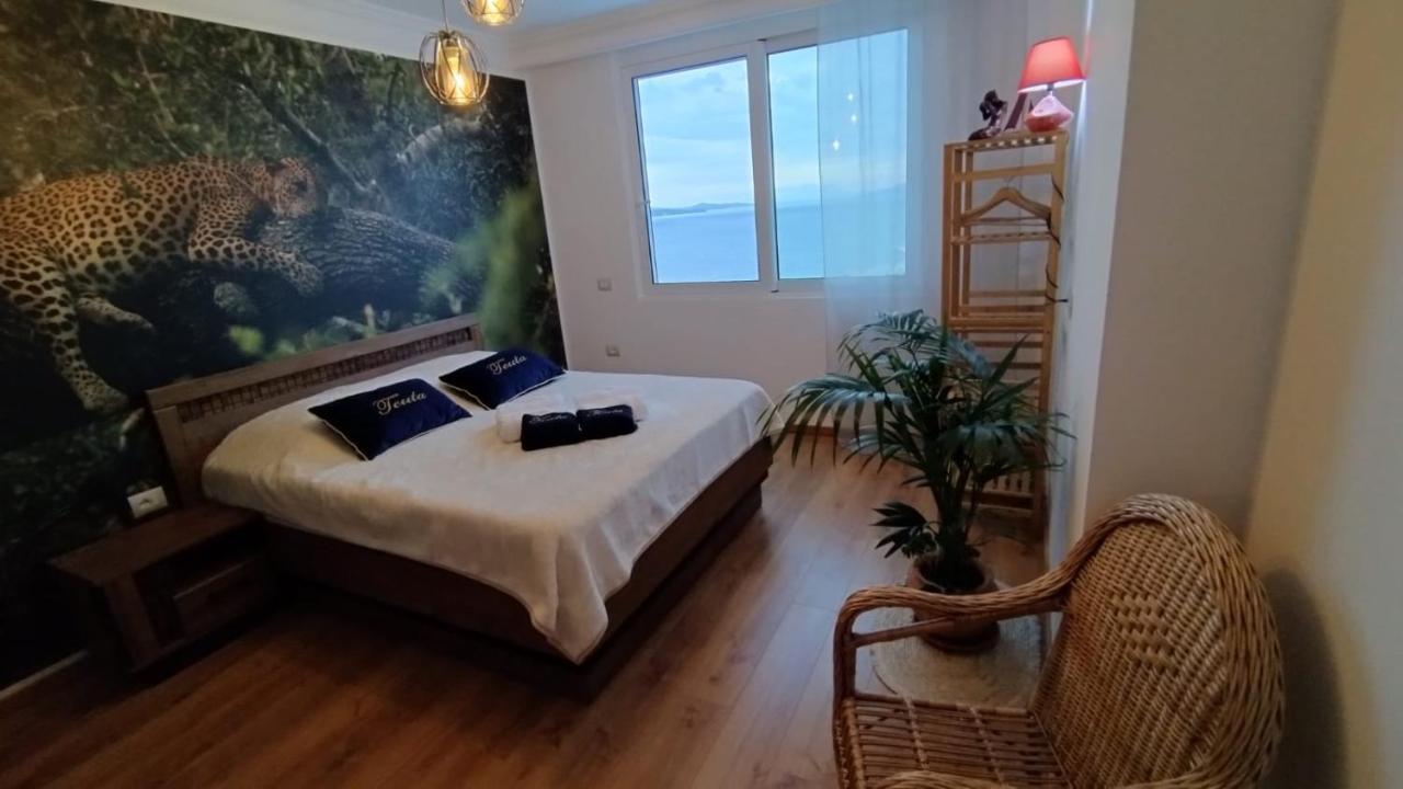 Teuta- Luxury Penthouse 200M2 Lägenhet Sarandë Exteriör bild
